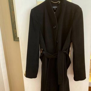 Black coat with belt front tie Ellen Tracy